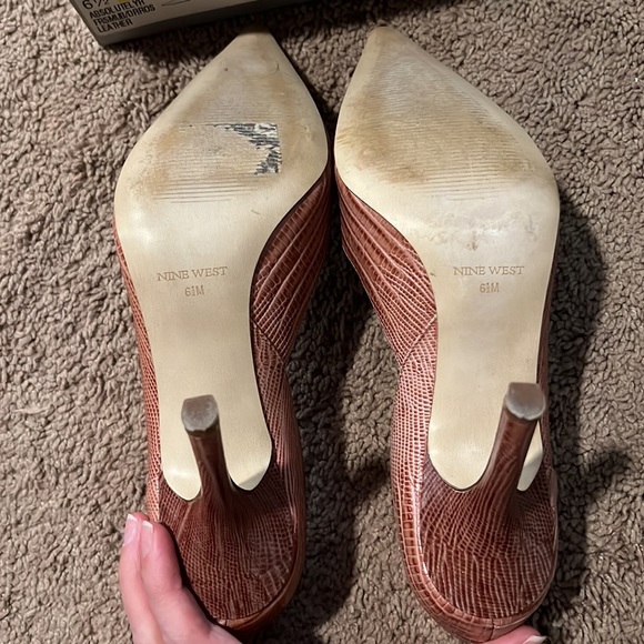 Nine West leather shoes - Picture 4 of 9